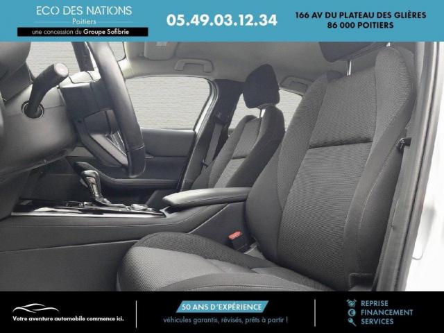Mazda Cx-30 image 7