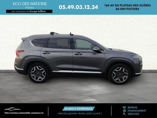 Hyundai Santa Fe image 9