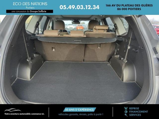 Hyundai Santa Fe image 3
