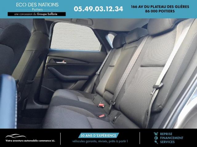 Mazda Cx-30 image 1