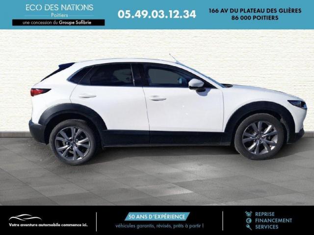 Mazda Cx-30 image 1