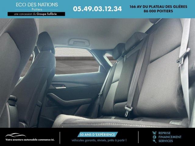 Mazda Cx-30 image 1