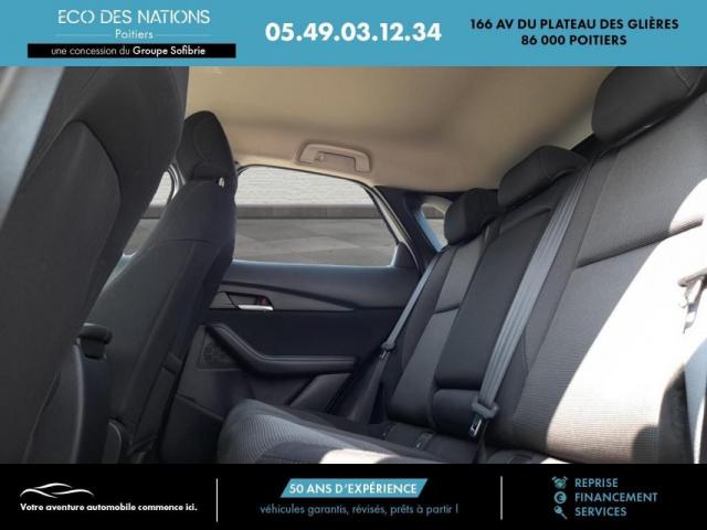 Mazda Cx-30 image 8