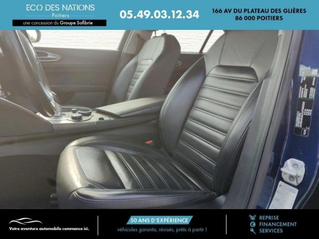 Alfa Romeo Giulia image 2