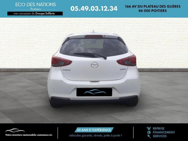 Mazda 2 image 9