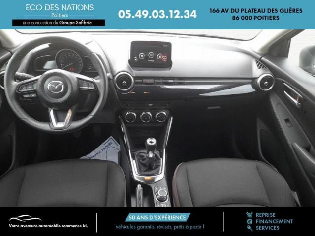 Mazda 2 image 8
