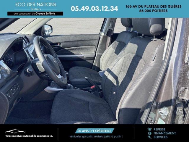 Suzuki Vitara image 6