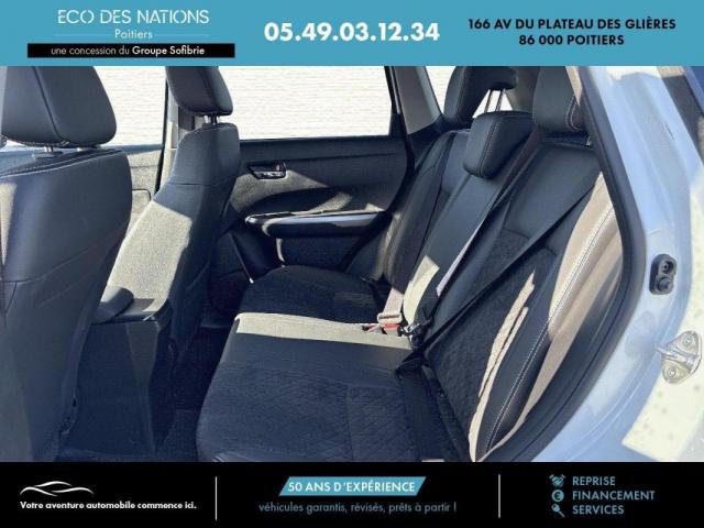 Suzuki Vitara image 7