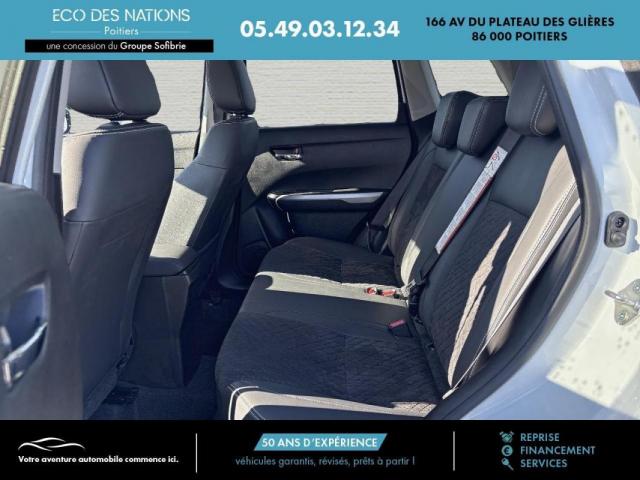 Suzuki Vitara image 5