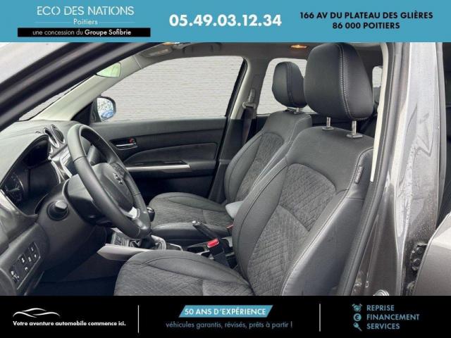 Suzuki Vitara image 8