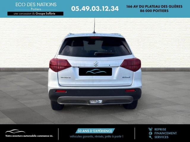 Suzuki Vitara image 8