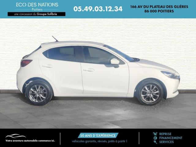 Mazda 2 image 2