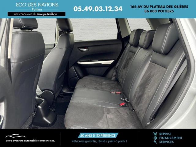 Suzuki Vitara image 9