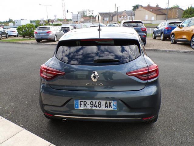 Renault Clio image 8