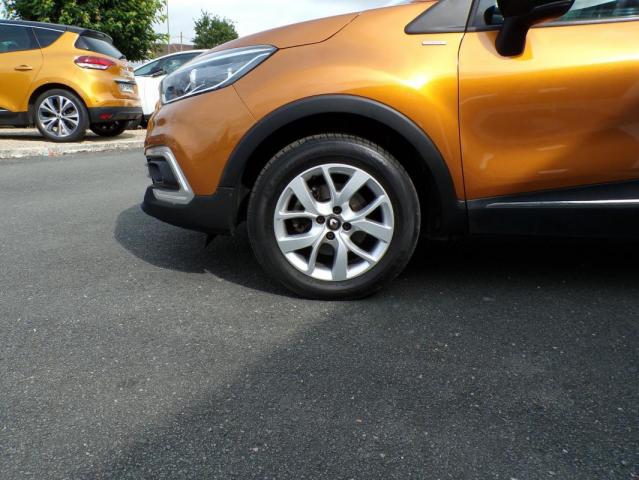 Renault Captur image 1