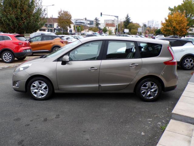 Renault Grand Scénic image 8