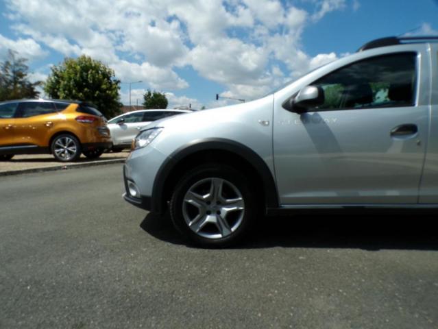 Dacia Sandero image 8