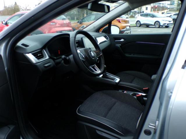 Renault Captur image 9