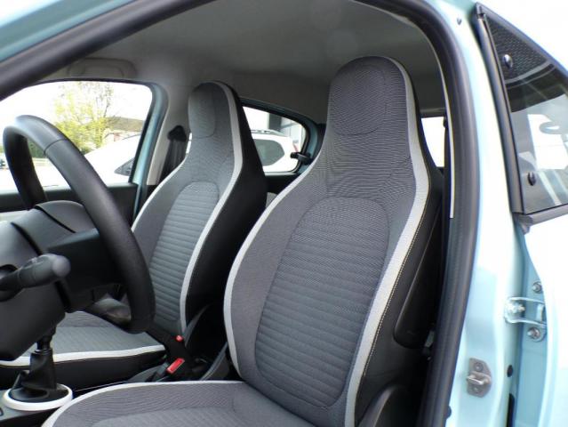 Renault Twingo image 9