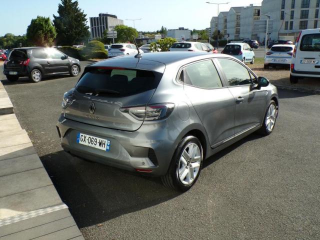 Renault Clio image 7