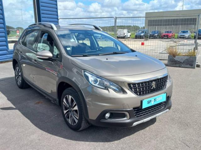 Peugeot 2008 image 8