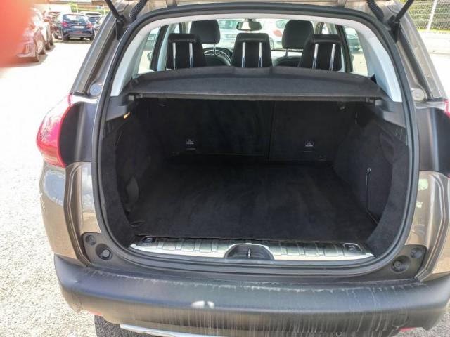 Peugeot 2008 image 2