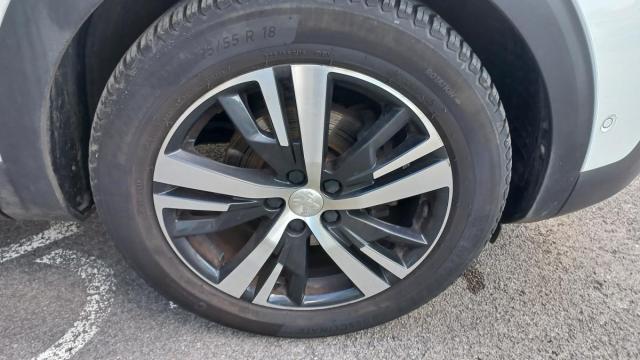Peugeot 3008 image 7