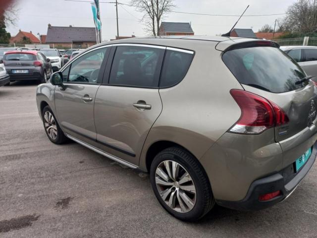 Peugeot 3008 image 2