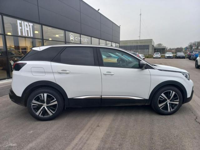 Peugeot 3008 image 2
