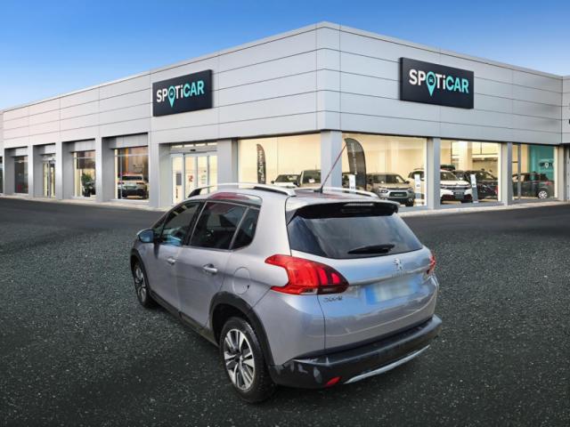 Peugeot 2008 image 2