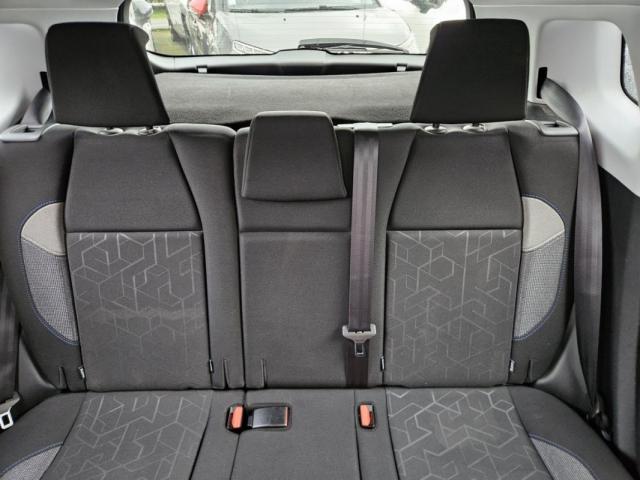 Peugeot 2008 image 2