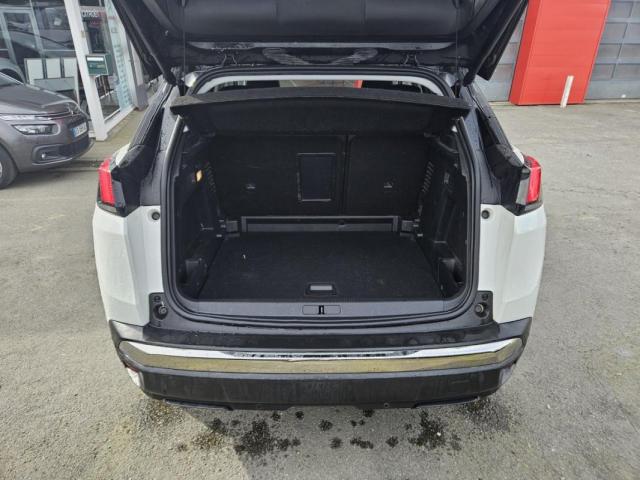 Peugeot 3008 image 2
