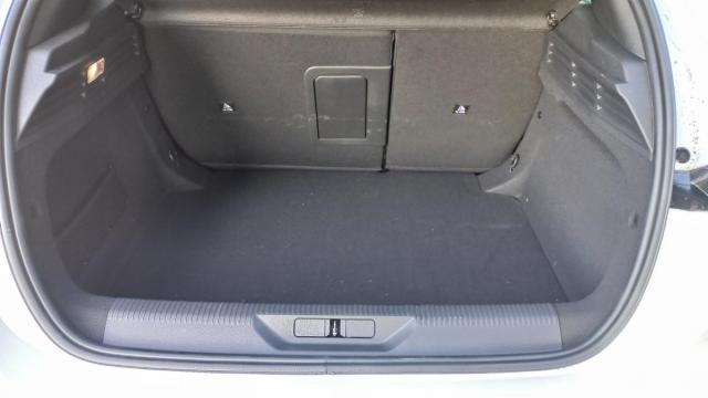 Peugeot 308 image 8