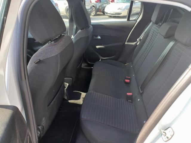 Peugeot 208 image 8