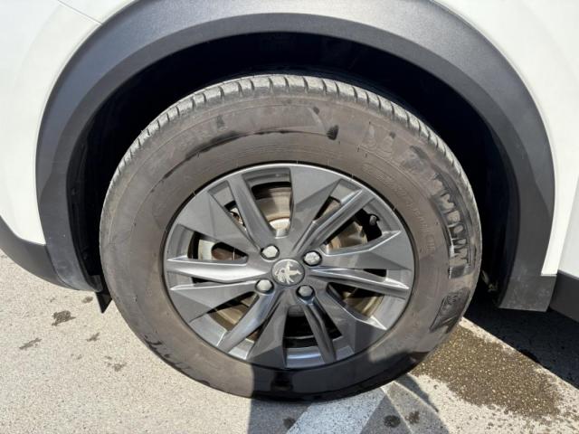 Peugeot 2008 image 5