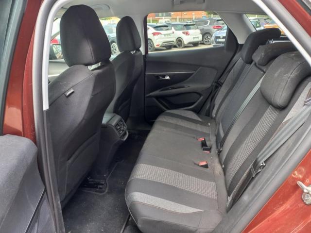 Peugeot 3008 image 3