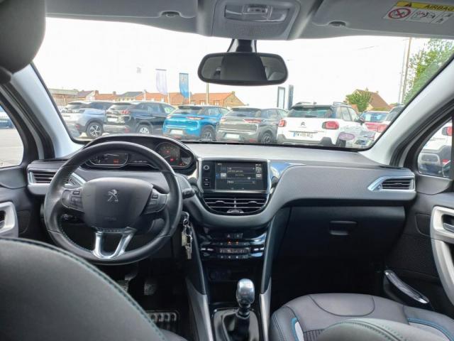 Peugeot 2008 image 9