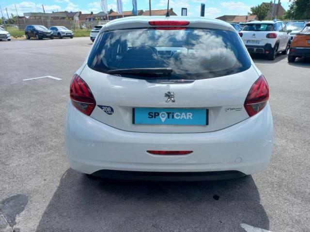 Peugeot 208 image 4