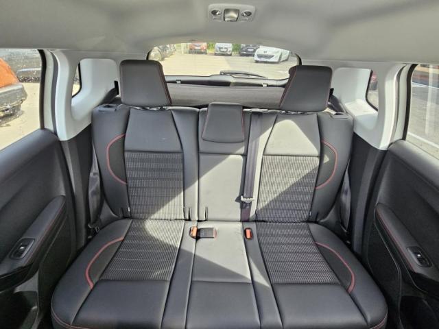 Peugeot 2008 image 3