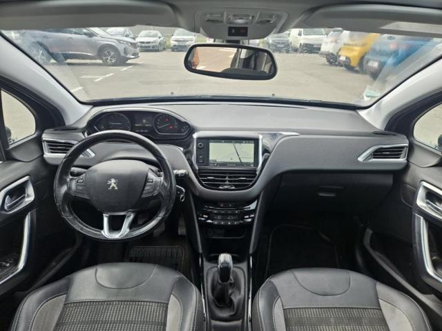 Peugeot 2008 image 3