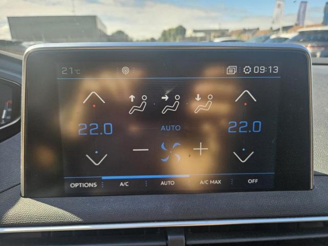 Peugeot 3008 image 3