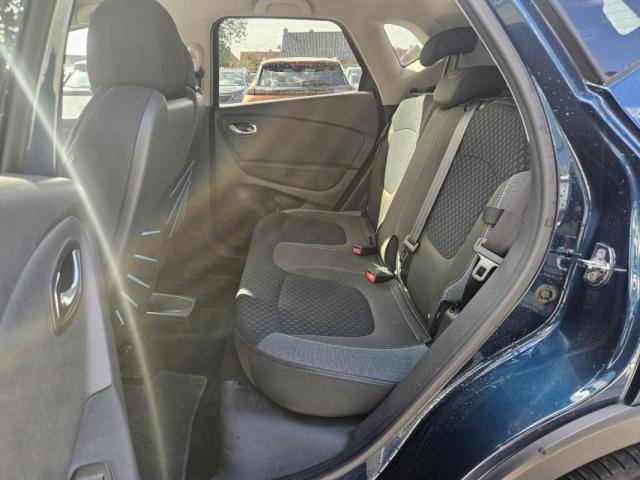 Renault Captur image 2