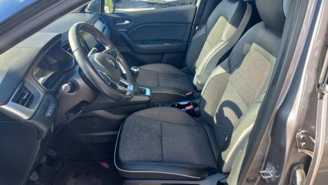 Renault Captur image 8