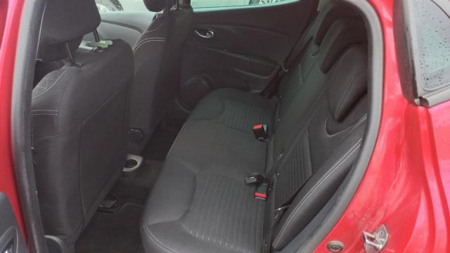 Renault Clio image 9