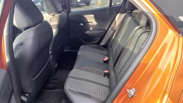 Peugeot 2008 image 5
