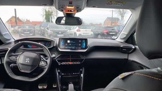 Peugeot E-208 image 2