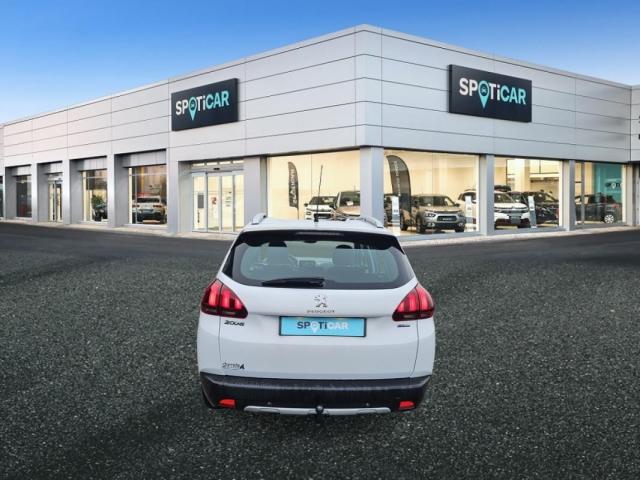 Peugeot 2008 image 8