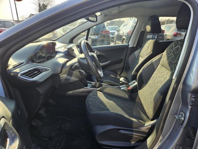 Peugeot 2008 image 5