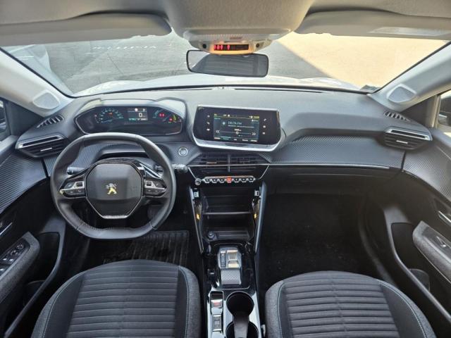 Peugeot E-208 image 2