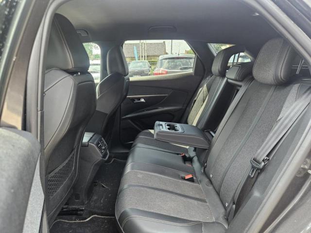 Peugeot 3008 image 8